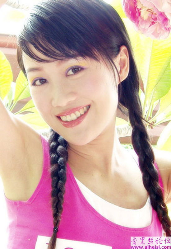香港女演员梁小冰写真