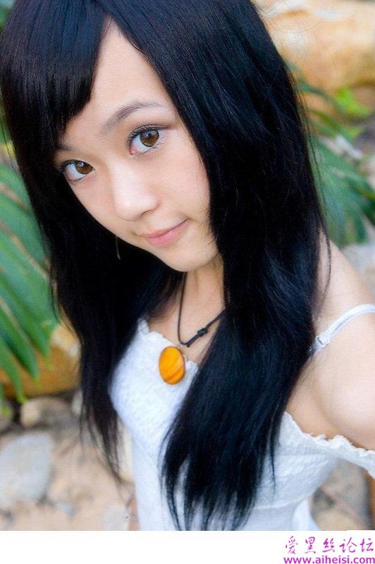 15岁性感小妹妹你喜欢吗