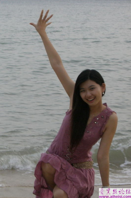 22岁美少女秘书