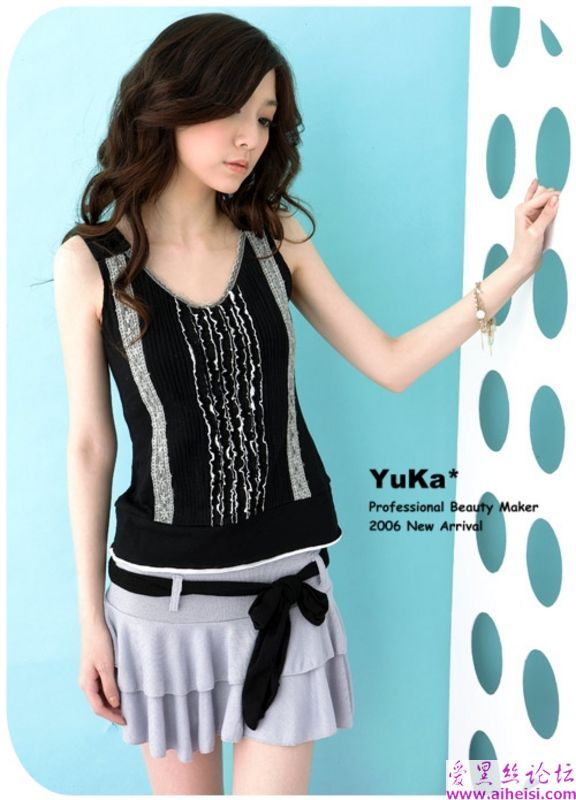 yuka服装女孩子的精彩展示