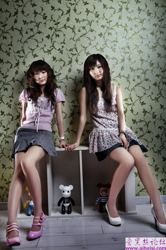 上海双胞姐妹2009年new写真大全