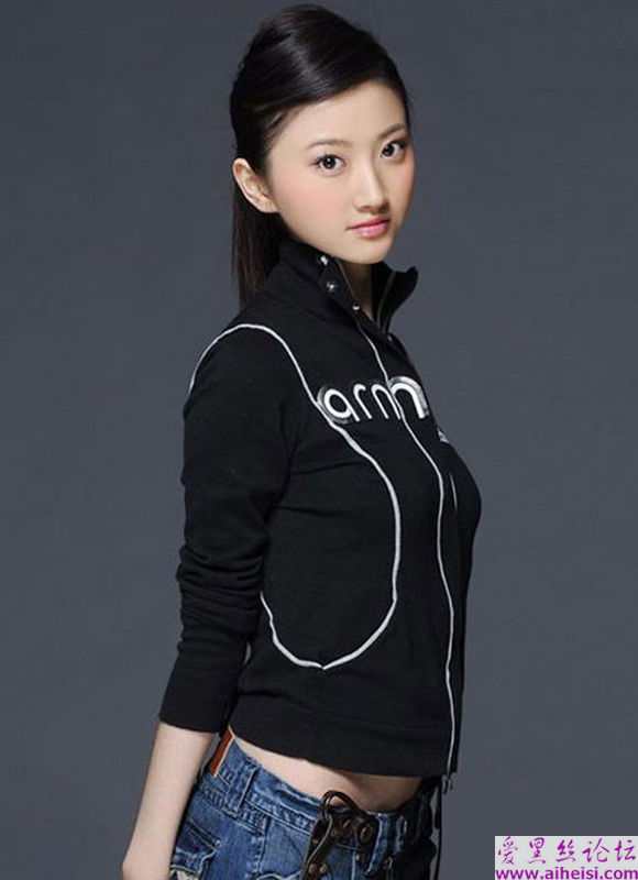 上海大都市里的美丽公主女孩
