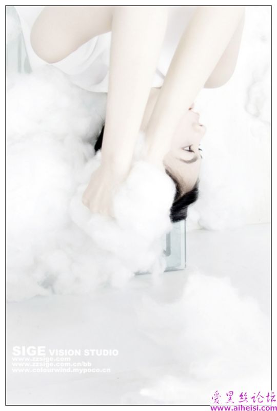 世界上最白嫩的女生
