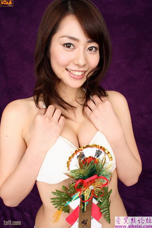 两位性感的小仙女