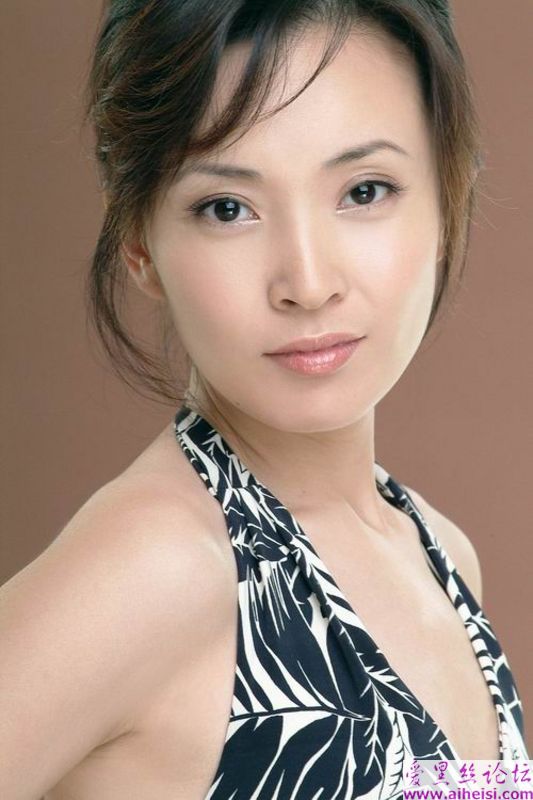 中国白领女性的时装展示