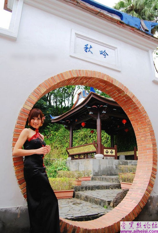 中国韵味的江南美女旗袍装欣赏