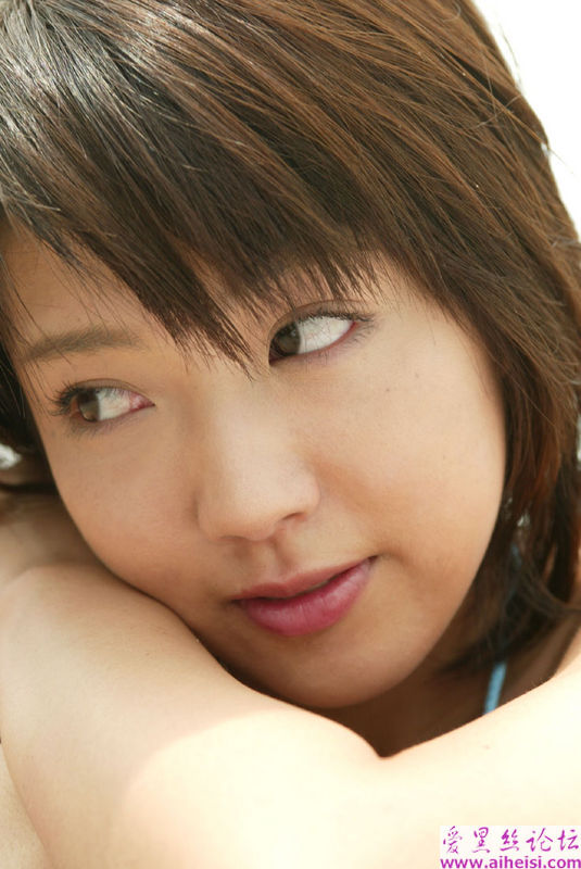 中岛舞沙滩性感写真