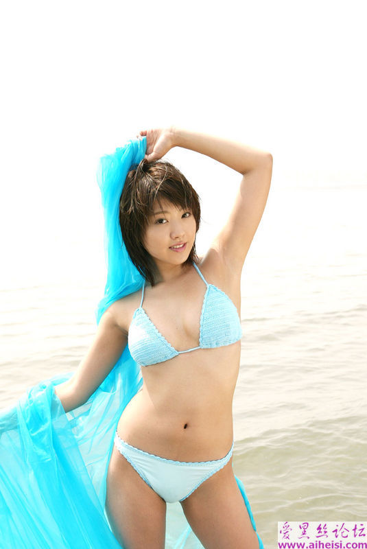 中岛舞沙滩性感写真