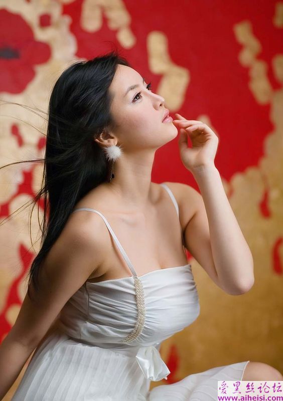 丰满妹妹,人见人爱