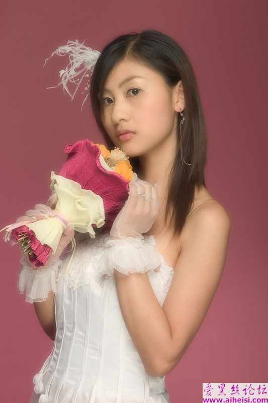 亭亭玉立的少女