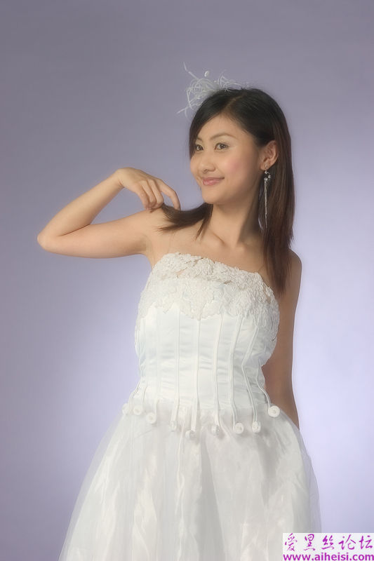 亭亭玉立的少女