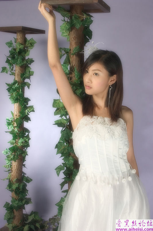 亭亭玉立的少女