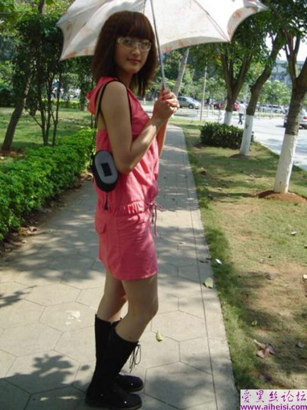 令明星傻眼的海口性感美模