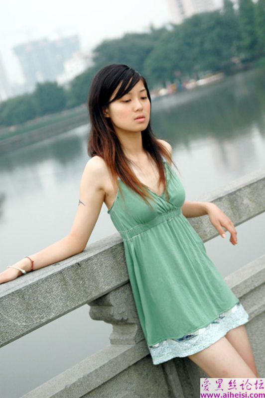 优美的广州美少女