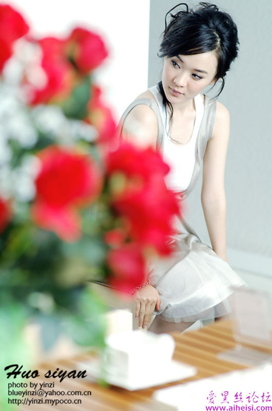 似曾相识美貌燕女来