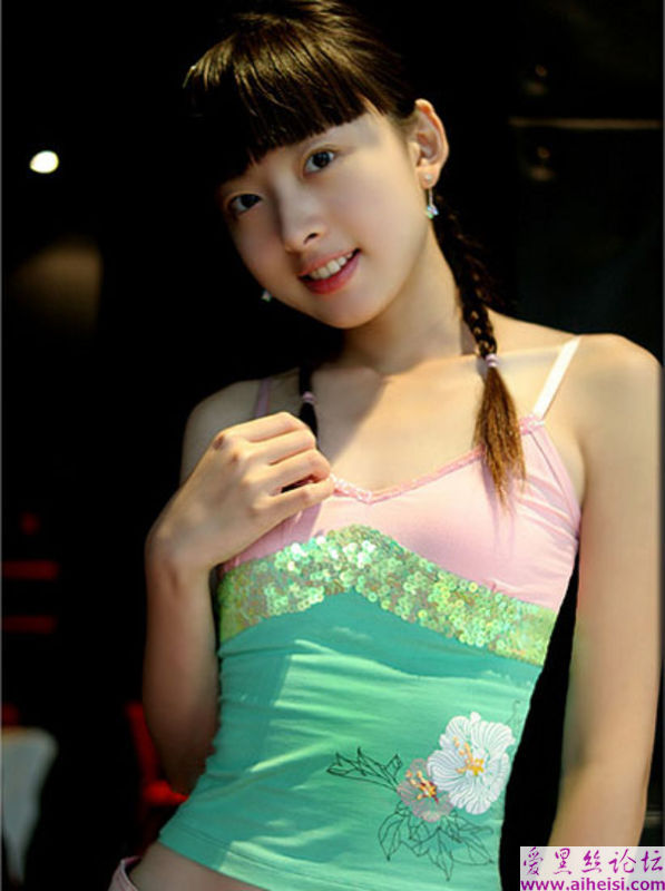 俏皮可爱的果冻女孩美女图片
