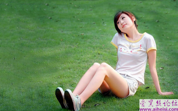 像桃花一样鲜艳的少女