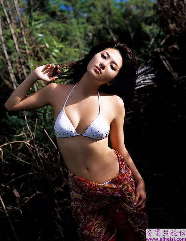 兩位令人心动勾魂的美女