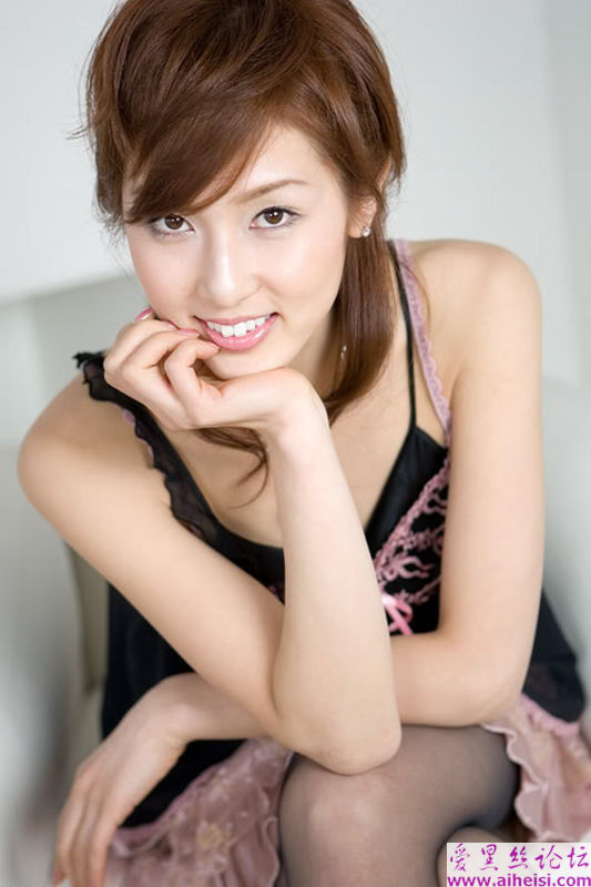 兩位令人心动勾魂的美女