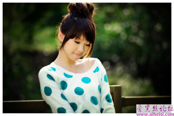养眼美女---关莉莎套图