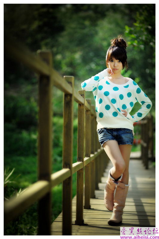养眼美女---关莉莎套图