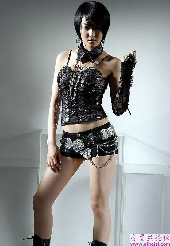 冷艳的美女