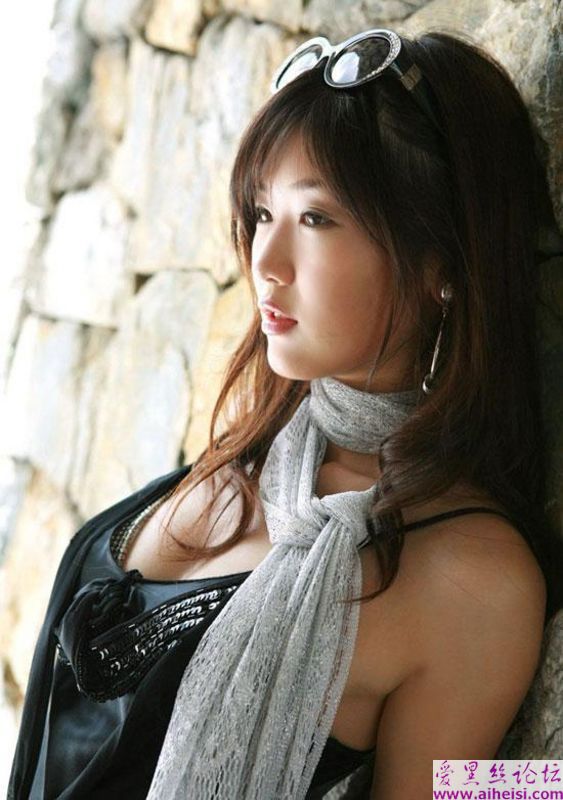 出轨的小少女