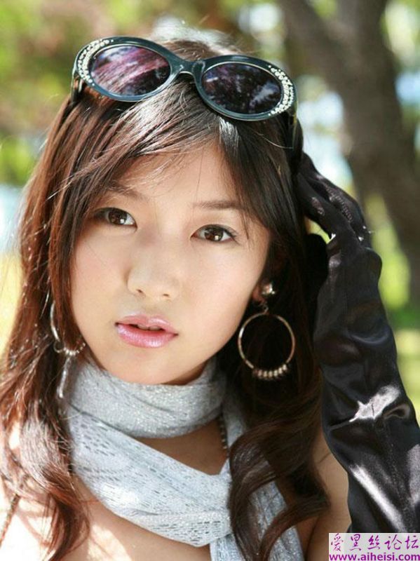 出轨的小少女