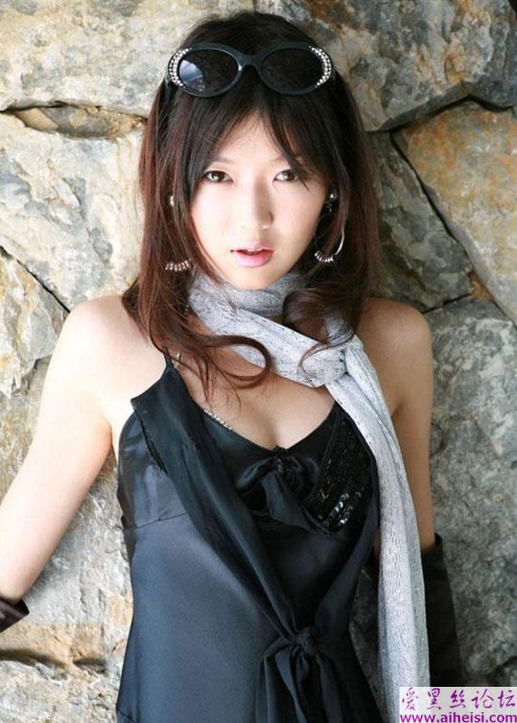出轨的小少女