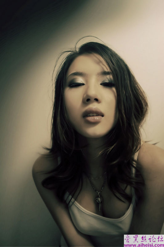 卫生间美女秀
