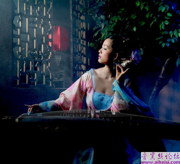古典华贵人见人爱的才女