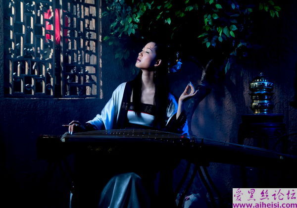 古典华贵人见人爱的才女