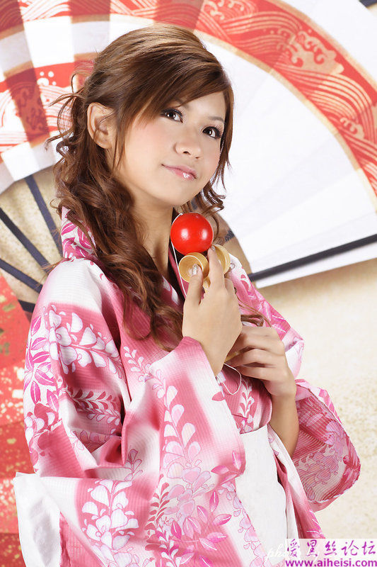 可愛和服日本妹