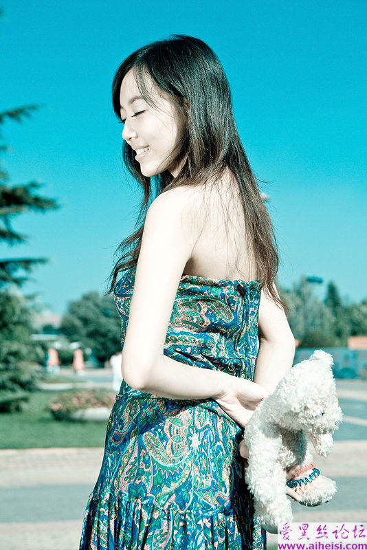 可爱甜美的少女