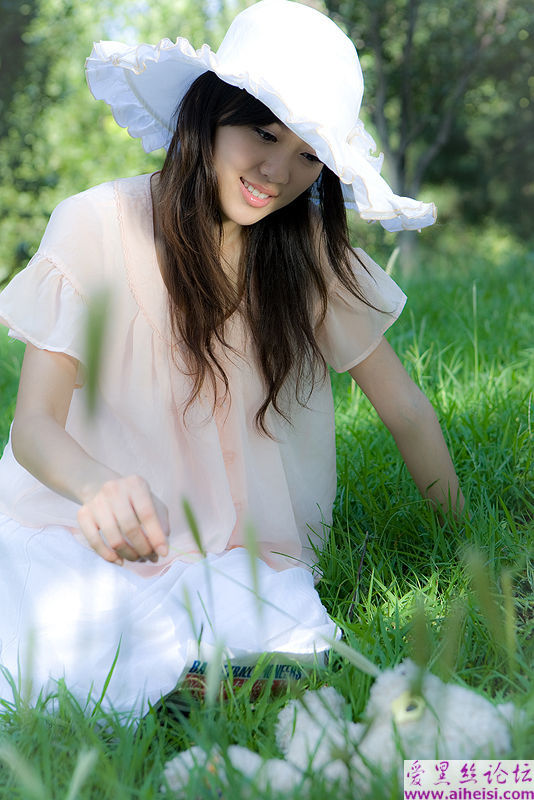 可爱甜美的少女
