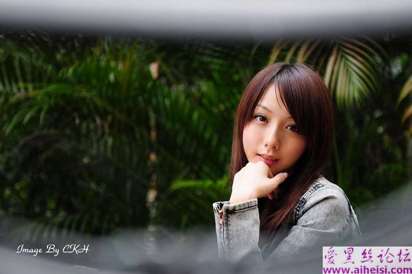 可爱的大眼妹妹