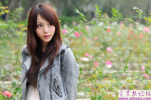 可爱的大眼妹妹