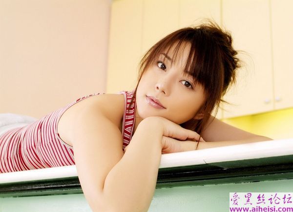 吉冈美穗清新迷人写真
