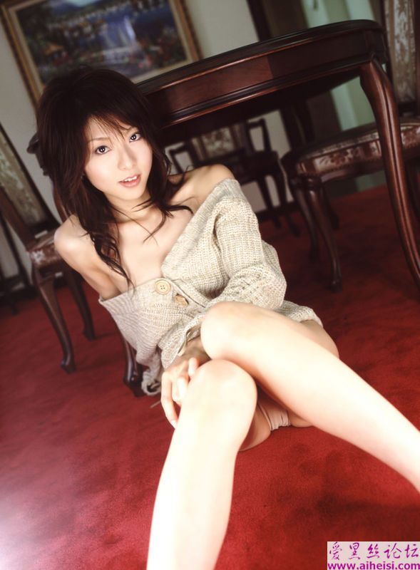 后藤梨花性感内衣写真