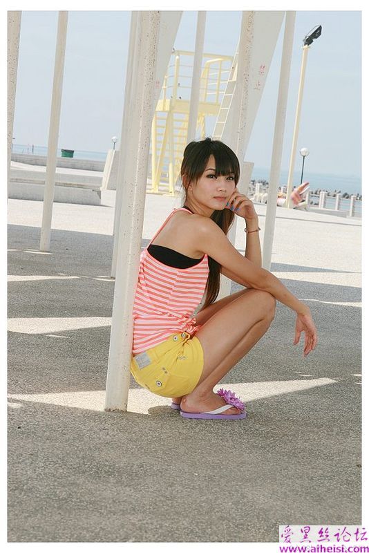 夏日美女无尽的春色和情欲