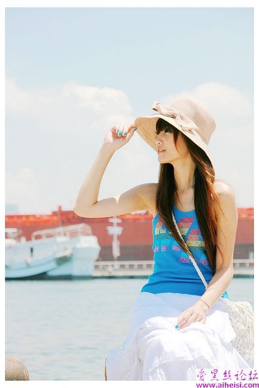 夏日美女无尽的春色和情欲