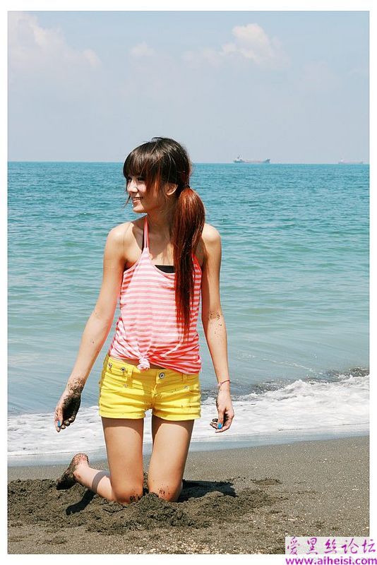 夏日美女无尽的春色和情欲