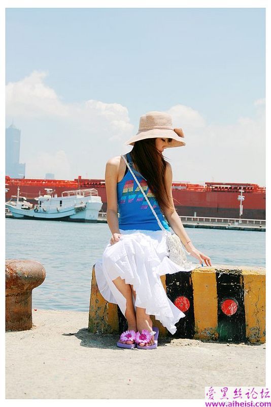 夏日美女无尽的春色和情欲