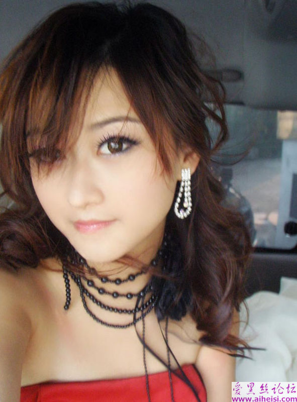 大学校园里的妩媚女生
