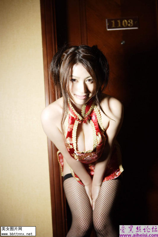 大波娃娃泷泽乃南最新性感写真