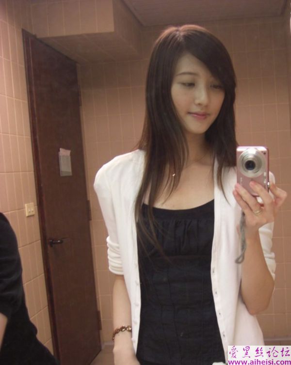 天生丽质气质优雅的美女