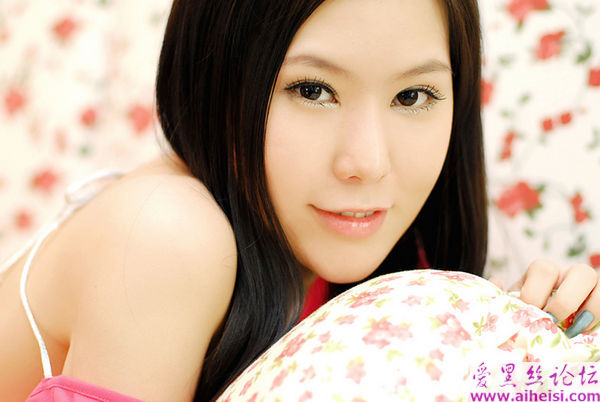 天生丽质的大连少女