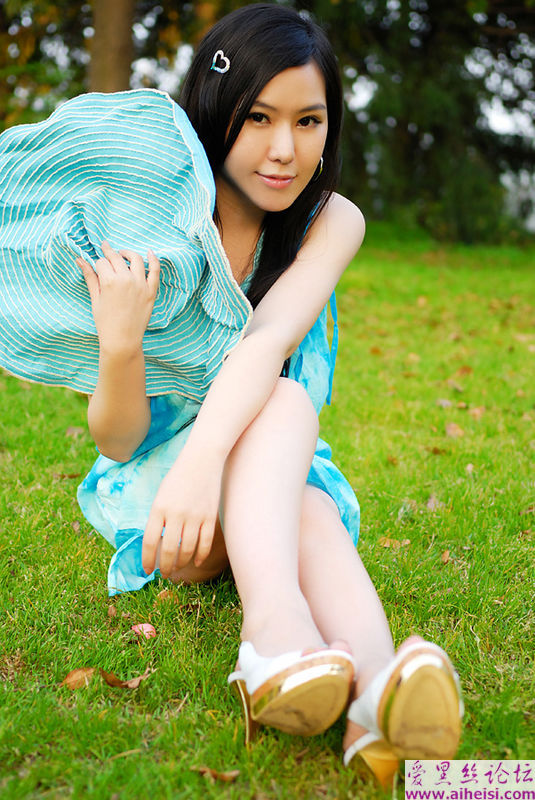 天生丽质的大连少女