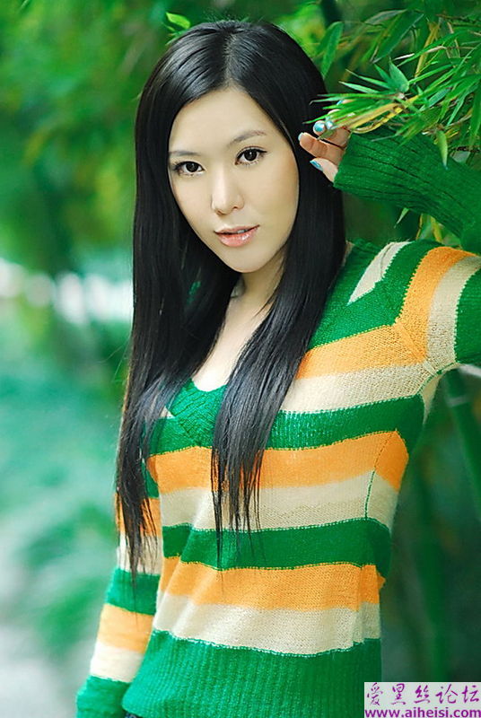 天生丽质的大连少女