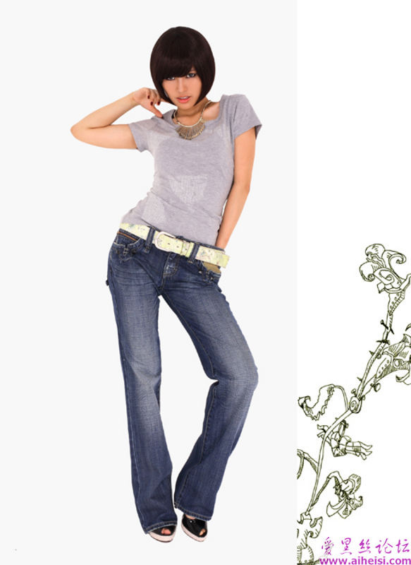夸张的美女行为服装展示图